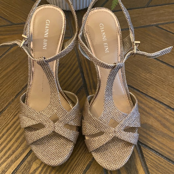 Gianni Bini Shoes - Gianni Bini sandals